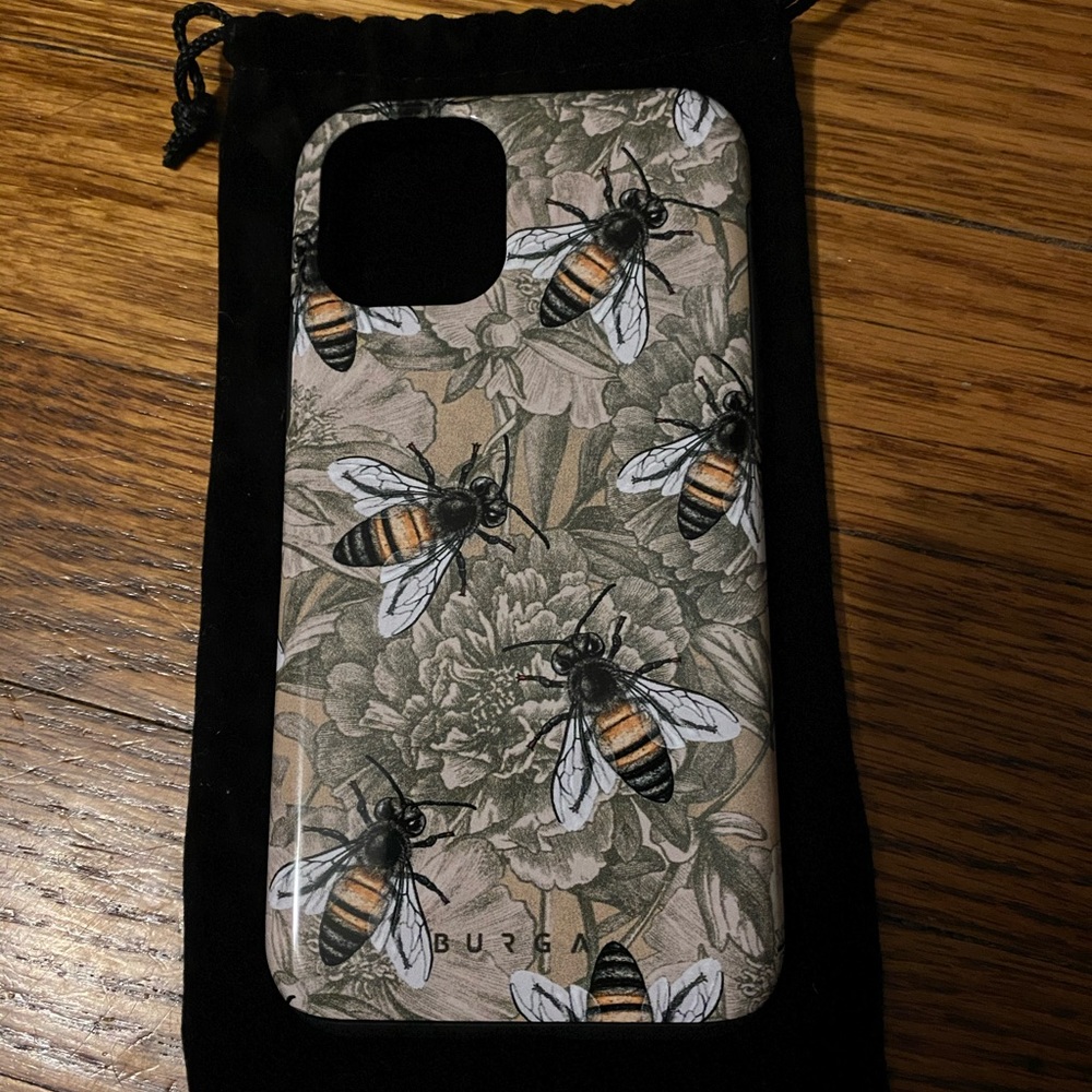 iPhone 11 max burga case
